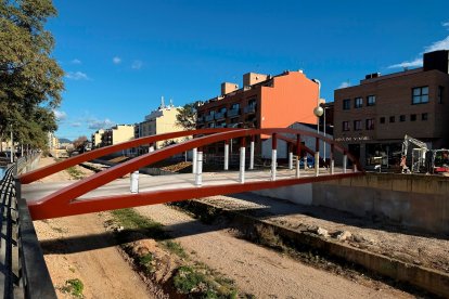 Montaje de cómo será el nuevo  puente en la riera de La Bisbal de El Vendrell.