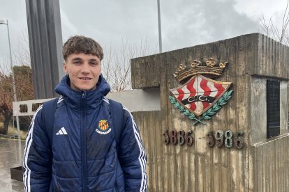 Mora, listo para viajar con el primer equipo del Nàstic.