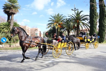 Cambrils celebra el tradicional Tres Tombs