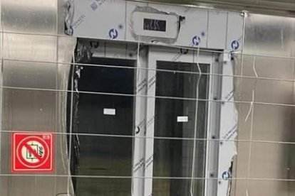 Uno de los ascensores de la estación de L'Arboç.