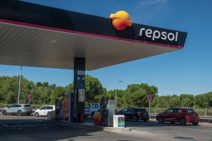 Imagen de archivo de una estación de servicio de Repsol.
