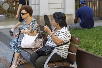 Tarragona afronta el día del eclipse con bochorno y peligro por calor nocturno