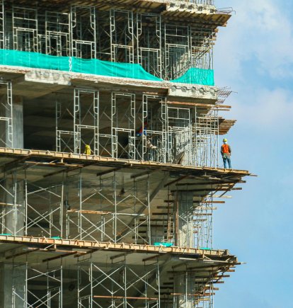 Aspecto de un edificio de viviendas en construcción