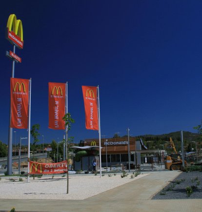 Fachada de uno de los establecimientos en Tortosa