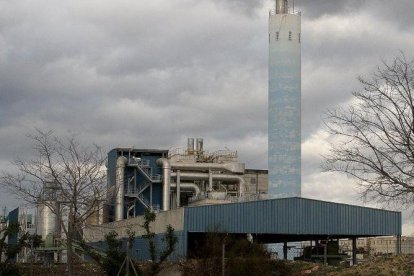La incineradora se encuentra en el polígono industrial Riuclar, en Tarragona.