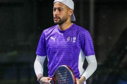 Su pasión por el pádel se remonta a su época de jugador del Barça.