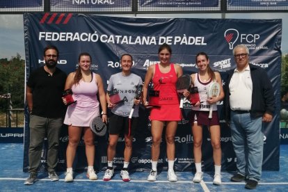 Anna Ortiz y Marina Guinart, a la derecha.