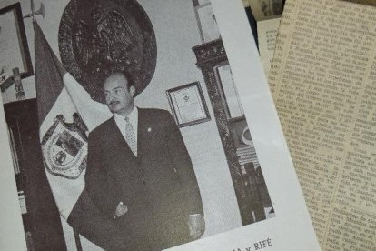 Uno de los tarjetones que se enviaban.