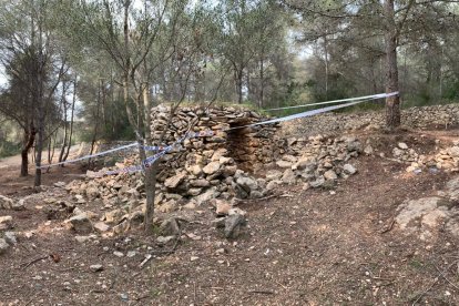 La barraca ha tenido que acordonarse.