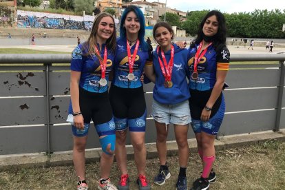 Gimnàstic y CP Fènix dominan el Campeonato de Catalunya de Patinaje