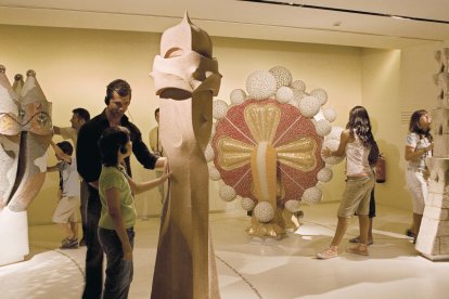 Las maquetas que se pueden acariciar en el Gaudí Centre de Reus, cuyo lema es «prohibido no tocar».