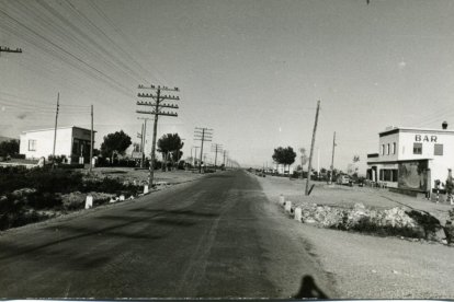 La N-340 al seu pas per Miami Platja fa més de 60 anys.