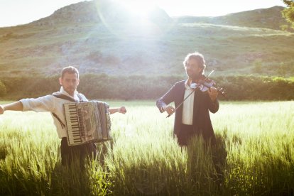 El grupo Fetén Fetén actuará en El Vendrell dentro del programa 'Musica a la Vila'.