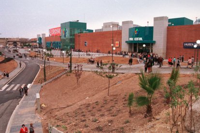 Así era el edificio de Parc Central cuando abrió sus puertas por primera vez.
