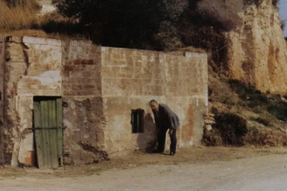 El refugio habilitado junto al barrio ferroviario de Sant Vicenç de Calders.