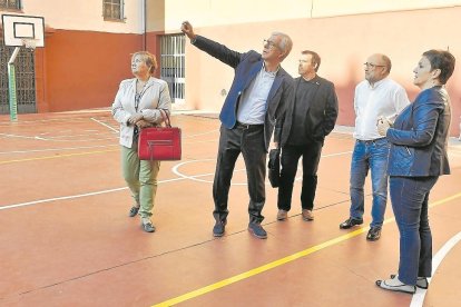 En la escuela Pau Delclòs han conseguido implicar al alcalde y al delegado de Ensenyament, entre otros.