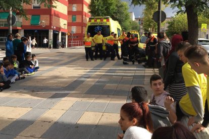 Los alumnos han realizado la clase práctica en la Rambla de Sant Pere i Sant Pau.