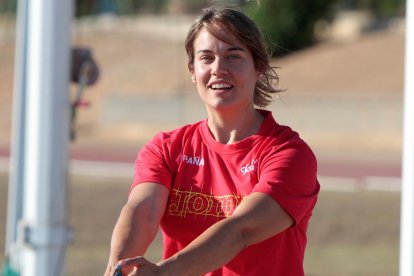 La torrense Berta Castells se hizo con el metal de oro en lanzamiento de martillo.
