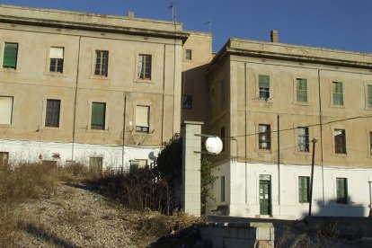 110 años del pabellón de Sant Vicenç de Calders que fue colegio, iglesia y dispensario
