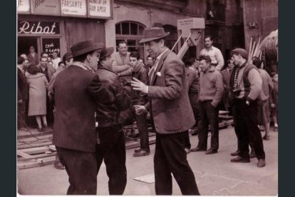 Rodaje de ‘Plácido’ (1961), con el director, Luis García Berlanga, y López Vázquez. Supuso el debut de Cassen en el cine. Fue nominada al Oscar a mejor película de habla no inglesa.