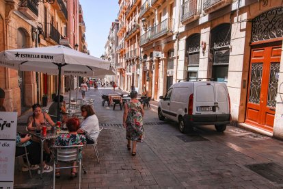 TGN descarta tirar adelante la ordenanza de terrazas y apuesta por los ‘decretazos’