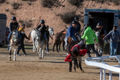 Una de les curses ahir al migdia al circuit de la Fontxinella.