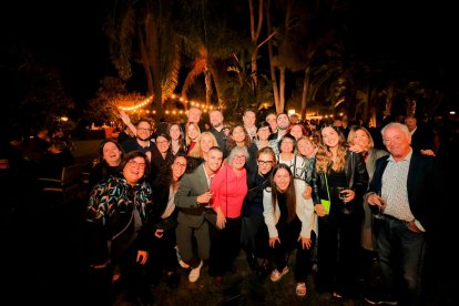 Casi 400 invitados en la gala del 215 aniversario del Diari.