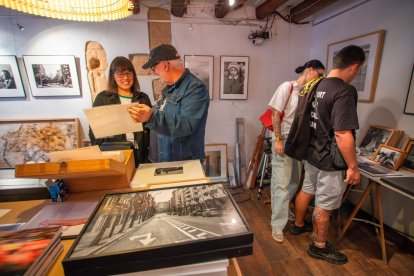 Espai Pep Escoda, en la calle Comte, durante los Tallers Oberts de este sábado.