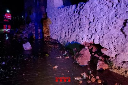 Imagen de uno de los servicios realizado por Bombers debido a las lluvias en Tarragona.