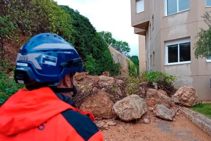 Un desprendimiento de Rocas en L’Ametlla de Mar.