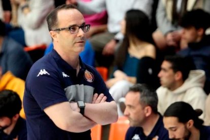 Diego Ocampo ha tomado las riendas del Manresa este verano tras la marcha de Pedro Martínez al Valencia Basket.