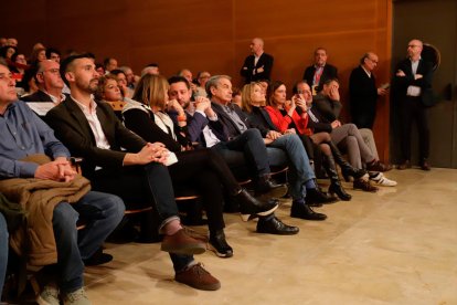 Vídeo: Zapatero acompaña a Viñuales en el acto central del PSC en Tarragona