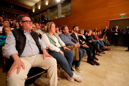 Vídeo: Zapatero acompaña a Viñuales en el acto central del PSC en Tarragona
