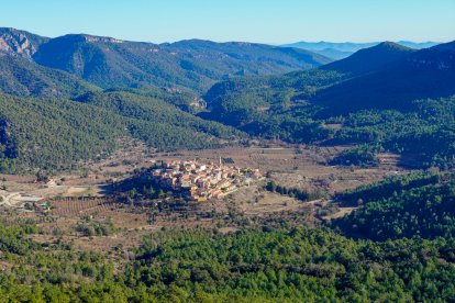 El pueblo desde el Picorandan.