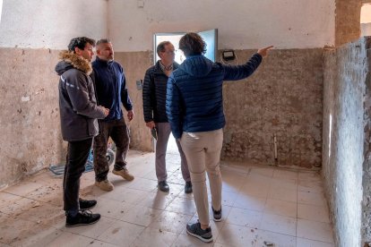 Empieza la reforma de los vestuarios del campo de fútbol de Icomar