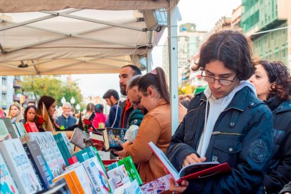 Imatge de la diada de Sant Jordi en Tarragona durant el 2024.
