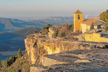 El pueblo de Siurana desde el castillo.