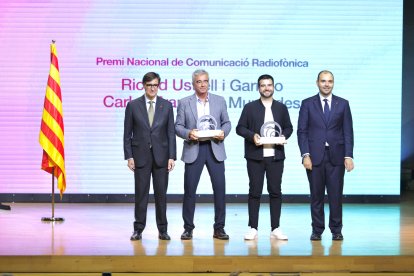 Premi Nacional de Comunicació Radiofònica (ex aequo): Ricard Ustrell i Carles Francino, per renovar el relat radiofònic des de mirades generacionals diferents, amb rigor, proximitat i compromís cívic