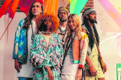 Crystal Fighters también están en el cartel.