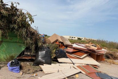 Un vertido ilegal en Albinyana.