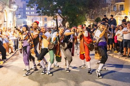 Els carrers de Tarragona gaudeixen de la Cercavila del Seguici Popular