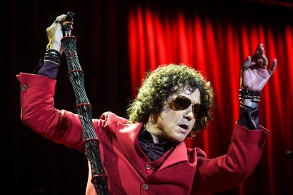 Enrique Bunbury ha pasado este año por el Movistar Arena de Madrid y por el Palau Sant Jordi de Barcelona.