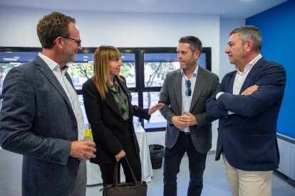 Ben Hepfer, codirector general de BASF Española y Mar Giné, directora dels Serveis Territorials del Departament d'Empresa i Treball; Eduardo Sañudo director general de Vopak Terquimsa.