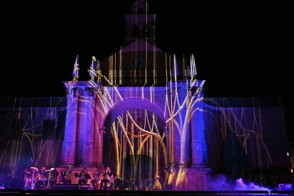La inauguración del Año Gaudí culmina en el santuario de Misericòrdia con un acto que repasa la vida y la obra del referente universal de la arquitectura.