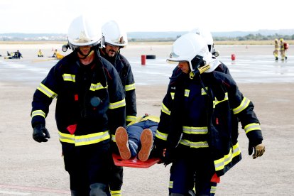 Imagen del simulacro en el aeropuerto de Reus