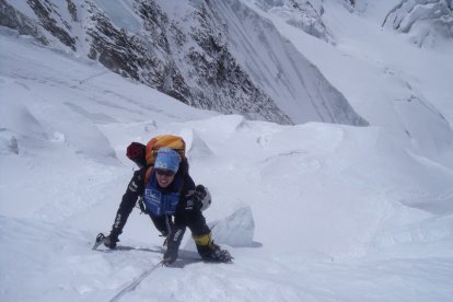 Edurne Pasaban, durante una de sus ascensiones a los ochomiles.