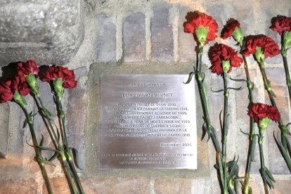 La llamborda conté informació sobre l'alcalde afusellat.