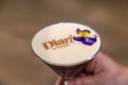 Un cóctel personalizado especialmente para la gala final de la Gira Gastronòmica del ‘Diari’.