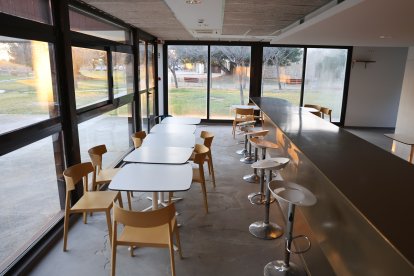 Interior de la cafetería, que dispone de unos 150 metros cuadrados.