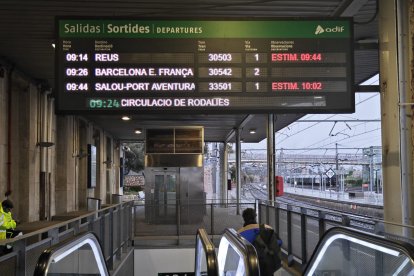 El momento en el cual explican que no habrá más circulación de trenes.